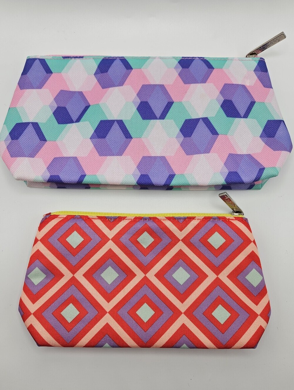 NEW Clinique Colorful Geometric Print Cosmetic Bag Pouch Travel Set